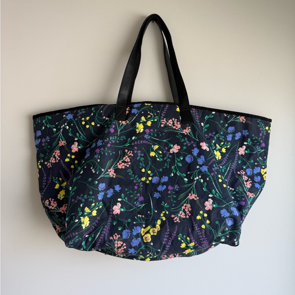 Victoria’s Secret Floral Tote Bag Large Weekender Travel Beach Bag - Picture 4 of 5